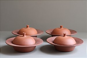 Jogo de Pratos Chapéu com Cloche Rústico/Falésia - Cerâmica Artesanal - 24cm