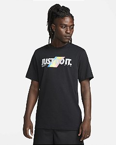 Camiseta Nike Masculina Sportswear Preta- FQ8002