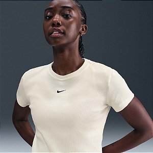 Camiseta Nike Feminina Sportswear - Branco off White HV4994133