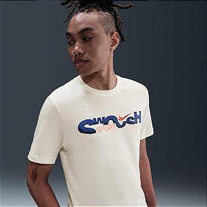 Camiseta Nike  Masculina Sportswear Swoosh -  Bege  HV0157133