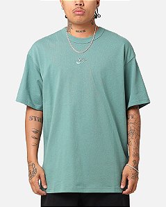 Camiseta Nike Masculina Sportswear Premium Essentials - Verde DO7392018
