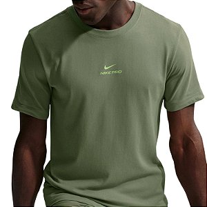 Camiseta Nike Masculina Dri-FIT Nike Pro - Verde IH1947320