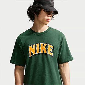 Camiseta Nike Masculina Sportswear-Verde IM9339323