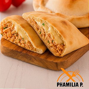 CALZONE MASSA BRANCA FRANGO C/ REQUEIJÃO