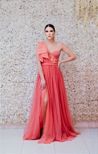 VESTIDO LAÇO OMBRO UNICO TODO EM TULE GOIABA BUSTO ESTRUTURADO