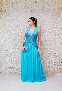 VESTIDO TIFFANY REGATA EM CHIFFON DE SEDA BUSTO COM BORDADO DE FLORES CHUMBO E AZUL