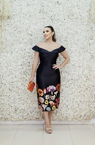 VESTIDO PRETO OMBRO A OMBRO BUSTO ESTRUTURADO COM BARRA ESTAMPADA