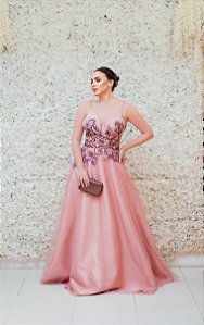 VESTIDO ROSA EM TULE COM GLITTER DECOTE V ALÇA FINA COM BUSTO BORDADO