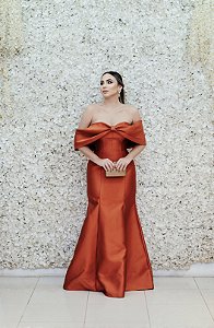 VESTIDO ZIBELINE TERRACOTA ACOBREADO SEREIA OMBRO A OMBRO LAÇO