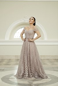 VESTIDO ROSA NY SAIA PRINCESA COM APLICAÇÃO DE CRISTAIS