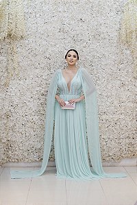 VESTIDO VERDE CANDY EM TULE COM ELASTANO COM CAPA COM OMBRO E BUSTO BORDADO