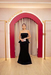 VESTIDO PRETO TOMARA QUE CAIA SEREIA SAIA PEPLUM CETIM DE SEDA