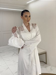 ROBE LA ROUGE COM RENDA FRANCESA