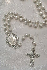 TERÇO PÉROLAS MEDALHA SAGRADO CORAÇÃO DE JESUS