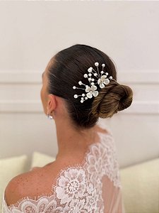 GRINALDA DE FLOR EM RESINA PEROLADA