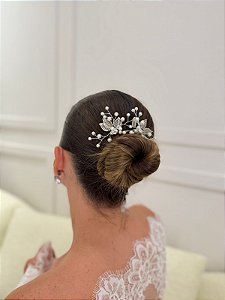 GRINALDA EM FOLHAS E PÉROLAS