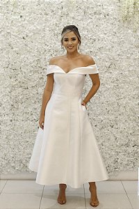 VESTIDO BRANCO OFF WHITE OMBRO A OMBRO MIDI ZIBELINE