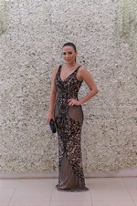 VESTIDO PRETO NY SEREIA BORDADO COM FUNDO NUDE