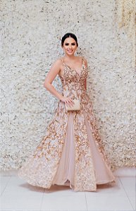 VESTIDO MARCELA DOURADO COM APLICAÇÕES DE PAETÊ EM RENDA