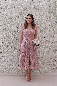 VESTIDO MIDI RENDA ROSE COM CINTO FIVELA