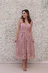 VESTIDO MIDI RENDA ROSE COM CINTO FIVELA