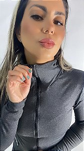 Jaqueta Esportiva Cinza Manga Longa com zíper