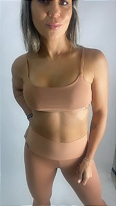 Top Basic Cappuccino / Top Marrom Claro com Alças Finas / Possui Bojo