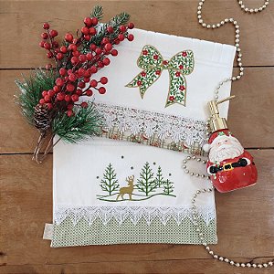 NATAL - KIT 2 TOALHAS DE LAVABO BORDADAS, LAÇO RENAS 30CM X 45CM