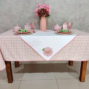 Toalha de Mesa Para 8 Cadeiras – Bird Rosa, 2,50m x 1,40cm.