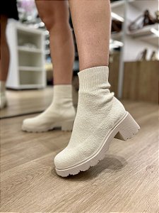 Bota Coturno Meia Off White Marcela