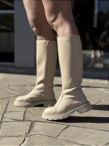 Bota Cano Longo Bege Carmen