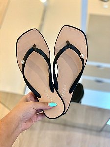 Chinelo Detalhe De Pedra Na Tira Preto Dara