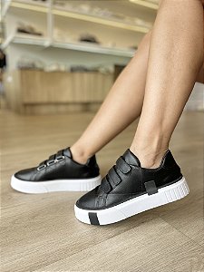 Tênis Preto Com Velcro Isa