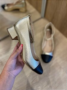 Sapato Dourado/Preto Com Fivela Eduarda