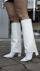 Bota Off White Longa Com Manta Evelin