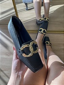 Mocassim Preto com Corrente Jolie