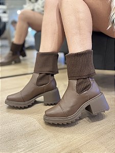 Bota Coturno Marrom Detalhe Em Malha Carol