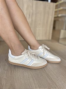 Tênis Slim Couro Off White Detalhe Branco Meri