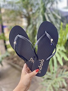 Chinelo Preto Com Pingente de Olho Grego Indaiá