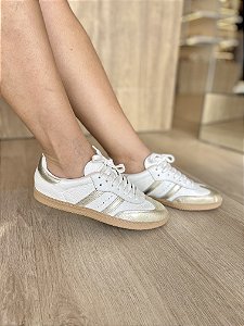 Tênis Slim Couro Branco Detalhe Dourado Meri