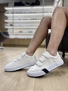 Tênis Branco Detalhe Preto Com Velcro Maya