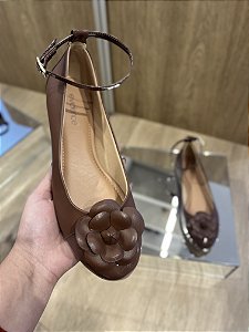 Sapatilha Marrom Detalhe de Flor Ayla