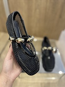 Sapatilha Preta De Tela Com Aplicações Dourada Franci
