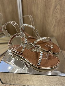 Sandália Rasteira Marrom Com Detalhes Dourados Elis