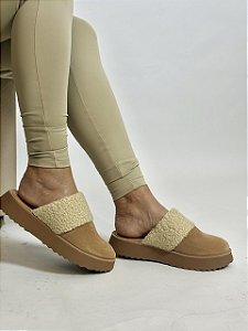 Clog Bege Com Pelos Off White Tamy