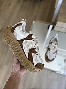 Tênis Chunky Off White Com Recortes Marrom Scarlet