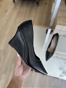 Scarpin Preto Salto Anabela Daia