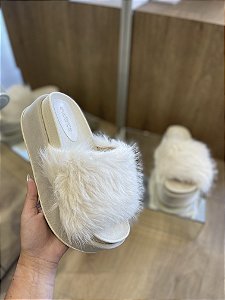 Flatform Branca Com Pelos Alicia