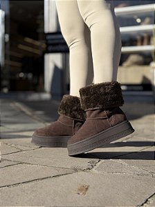 Bota De Pelos 2 Em 1 Camurça Marrom Natasha