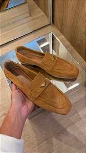 Mocassim em Couro Camurça Caramelo Bethy
